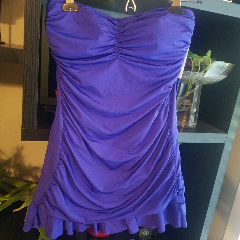 Allen B. - NWT- Size 10 one piece swimsuit
